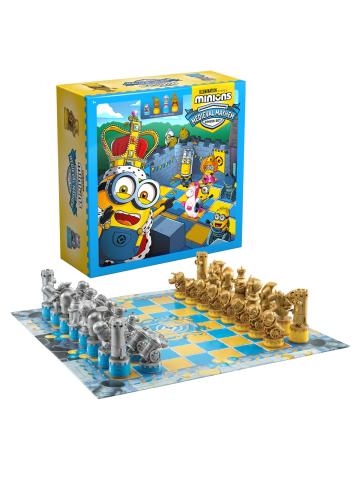 Noble Collections MINIONS MEDIEVAL MAYHEM CHESS SET