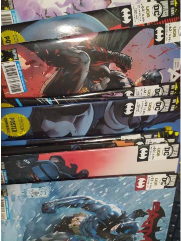 BATMAN SPILLATO DC UNIVERSO 80 ANNI DC LION 58